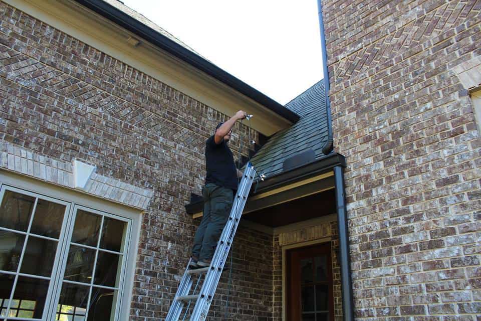 Christmas Lighting Installation Tips