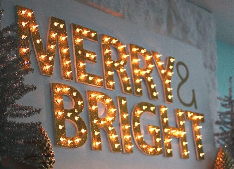 DIY Christmas Marquee Lights