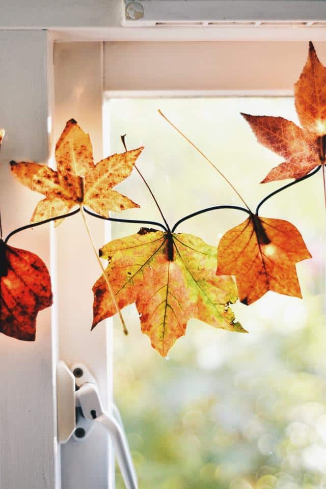 Fall Leaf Garland with Christmas Lights Fall Leaf Christmas Light Garland: