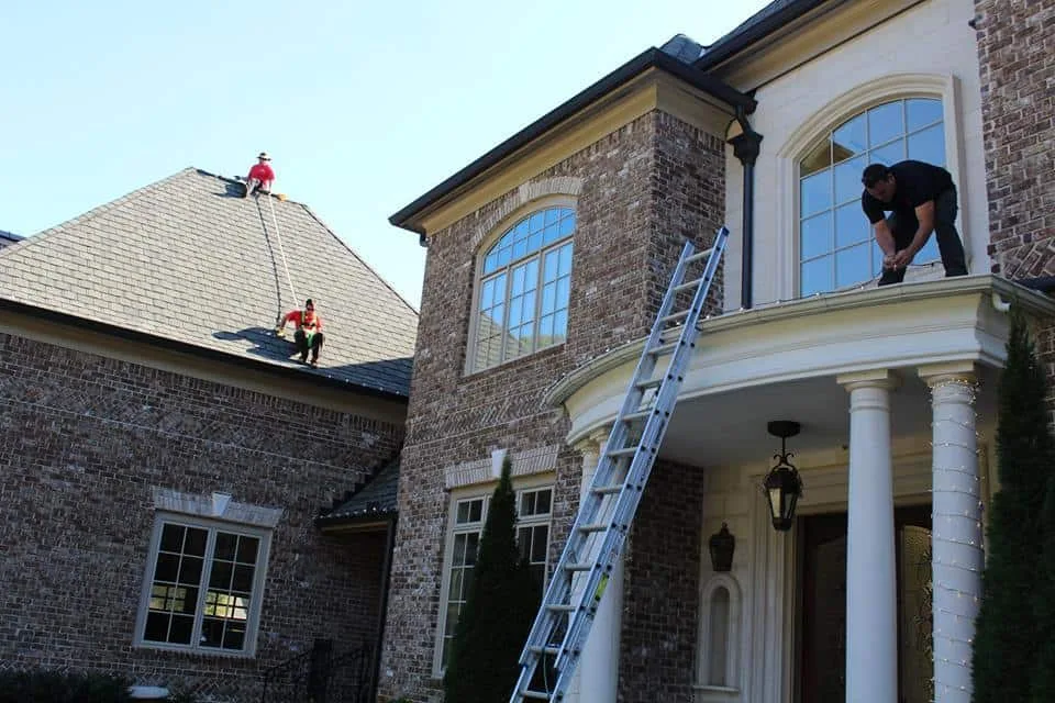 Popular Day to Hang Christmas Lights