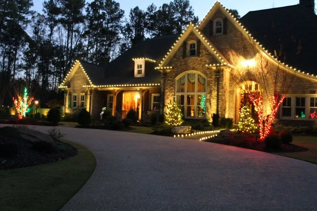 Spectacular Christmas Light Decor