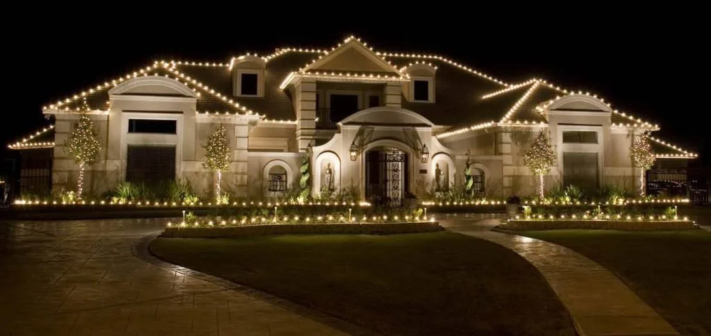 holiday lighting company