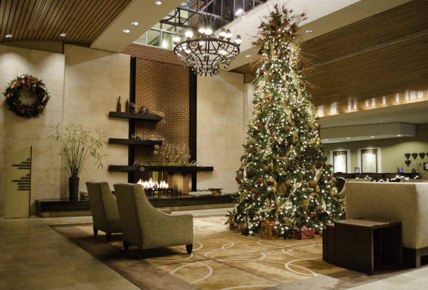CHRISTMAS LIGHT INSTALLATION FOR HOTELS