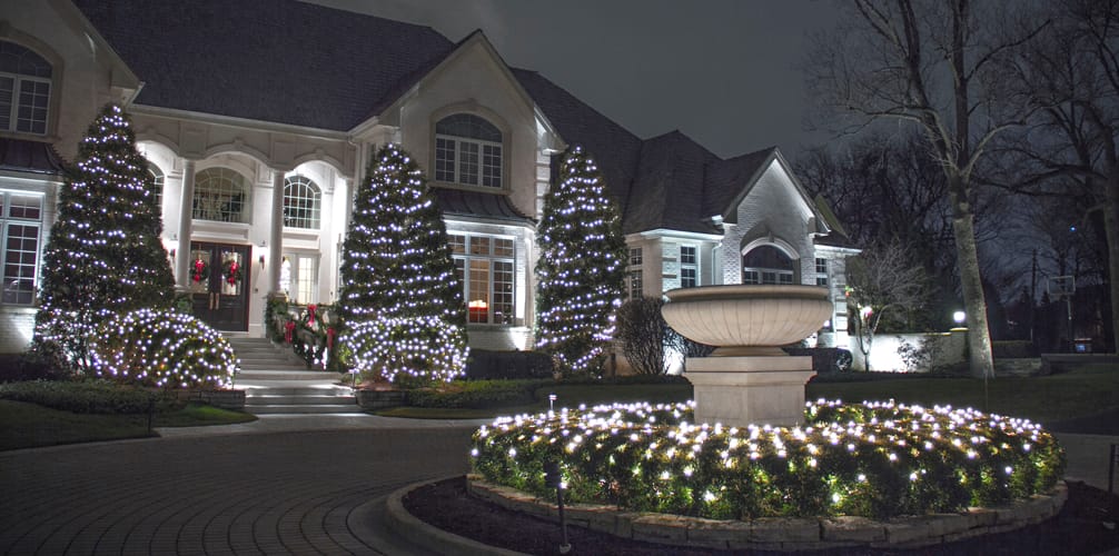 Christmas Light Installation in Riverside, CA Christmas Light Installation in Riverside, CA