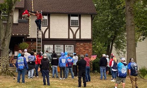 We Hang Christmas Lights Onsite Training